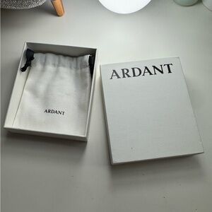 3/$15 Ardant Dust Bag and Box for Gifting